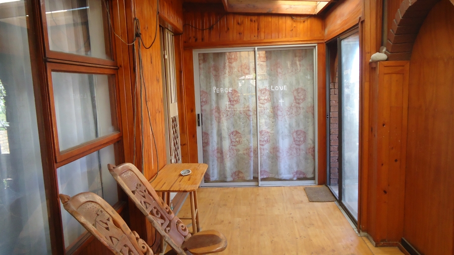 4 Bedroom Property for Sale in Pineview Western Cape